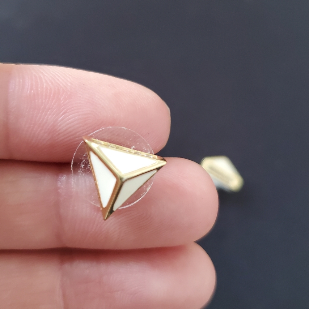 3D Triangle stud earrings with mini rhinestones